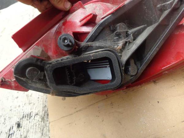 FEU ARRIERE GAUCHE PEUGEOT 207 CC - Vue 2